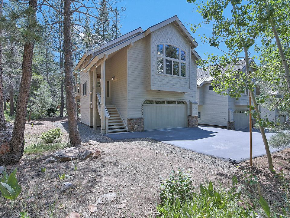 2nd image of 12727 Northwoods