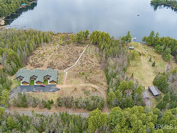 2nd image of Palmer Lake Rd