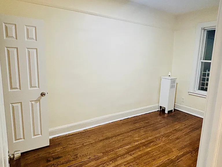 0 Randall Ave #2 — Photo 12