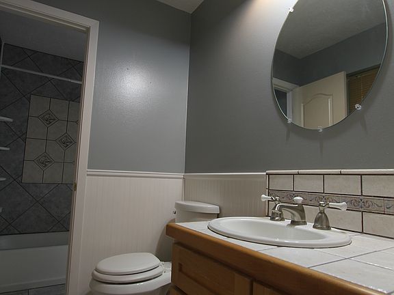 5th image of 132 Woodland Cir
