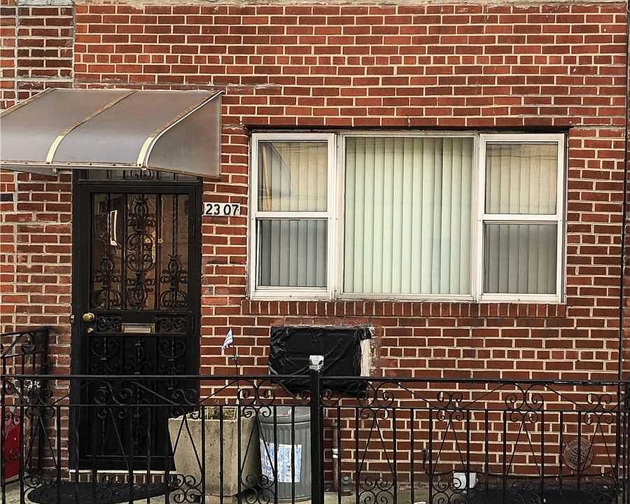 1st image of 2307 35th St