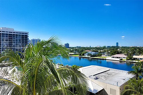 1965 S Ocean Dr #6M Photo 1
