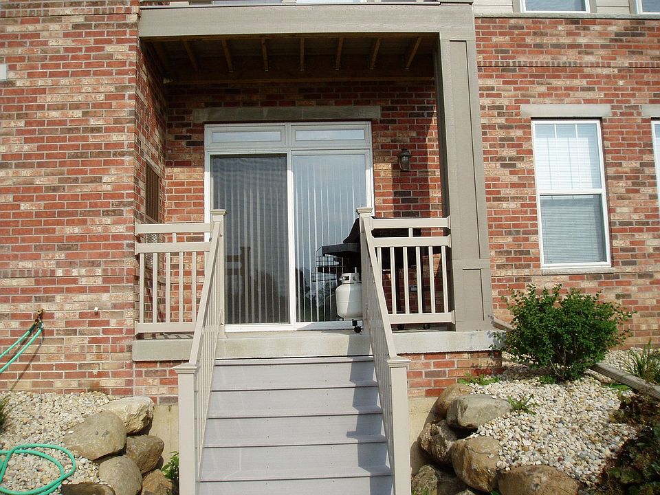 Private entry from street