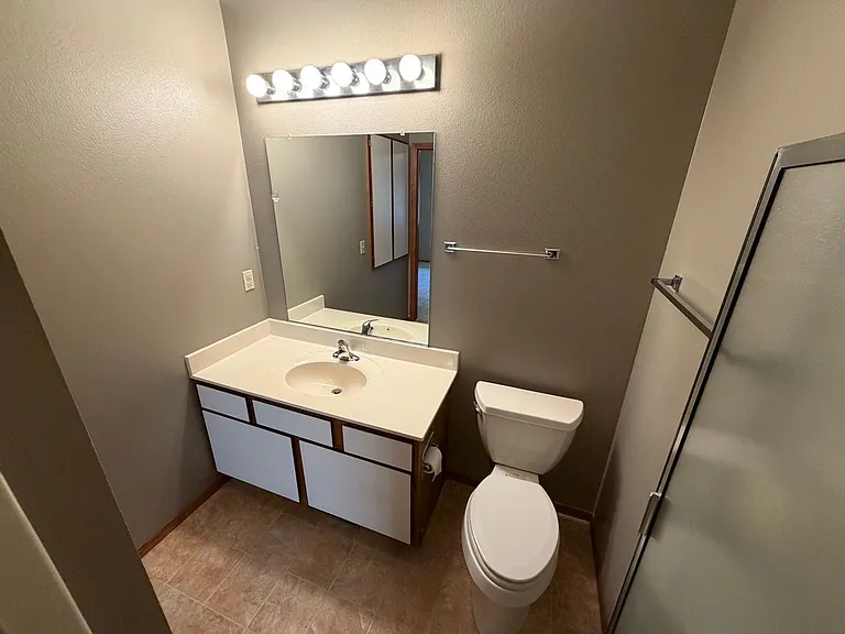 514 Pheasant Dr — Photo 13