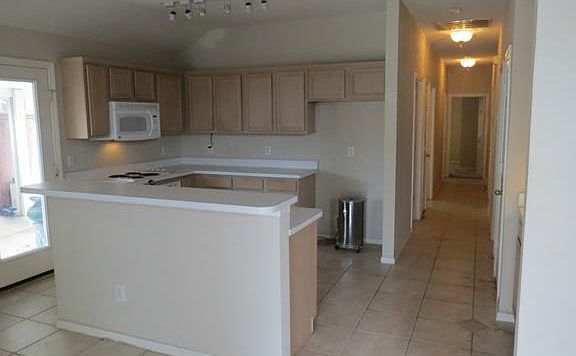 5th image of 4113 Creekmeadow Dr
