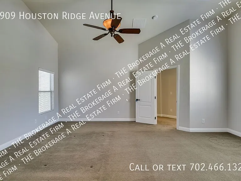 8909 Houston Ridge Ave — Photo 37