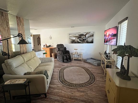 2nd image of 8160 Alhambra Ct