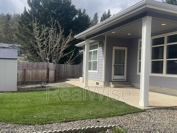5th image of 2365 NW Glenmar Dr