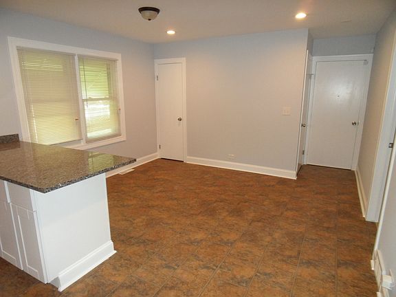 5th image of 10611 W Grand Ave #B