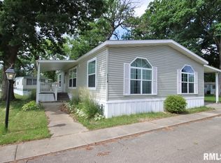 114 W Sassafras Dr, Morton, IL 61550