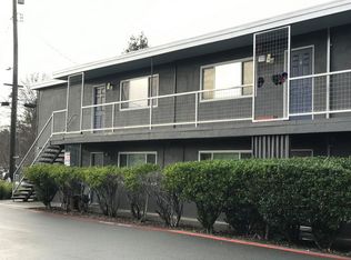 492 Hendley St, Santa Rosa, CA 95404