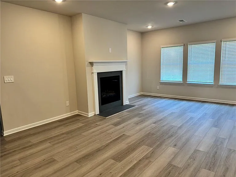 4428 Brick Tunnel St — Photo 6