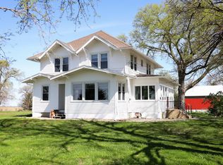 46228 Hackberry Rd, Oakland, IA 51560