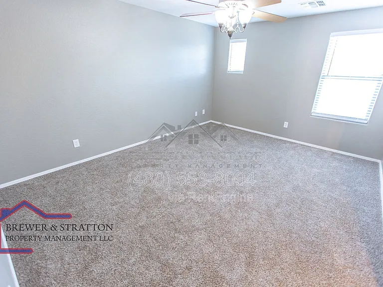 5816 W Gwen St — Photo 27
