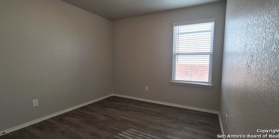 2nd image of 13004 Lineberry Ln