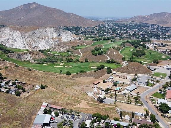 4th image of 3450 Scenic Dr #2