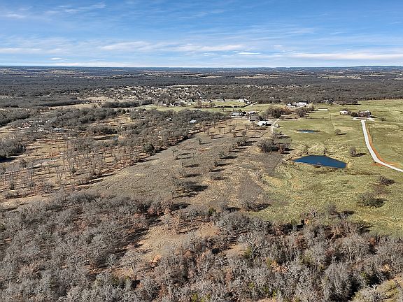 2nd image of 1802 Hlavek Rd