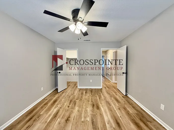 715 S Porter Ave — Photo 12