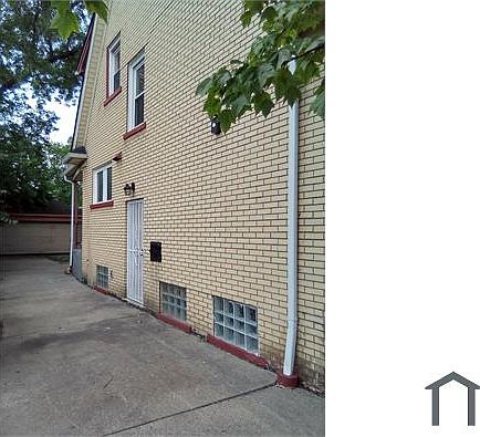 3rd image of 3993 Berkshire St