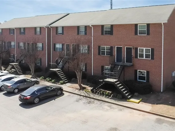 2165 S Milledge Avenue #E7, Athens, GA 30605