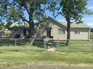 460 E Wood Ave, Stanfield, OR 97875