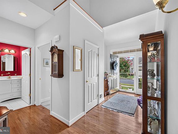 4th image of 13225 Fieldstone Way