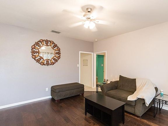 3rd image of 120 Wendi Ln