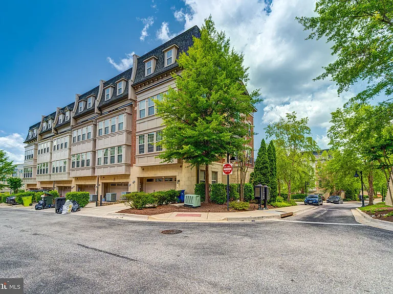 510 Overlook Park Dr #32 — Photo 61