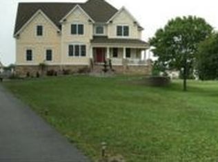 915 Noxon Rd, Wappingers Falls, NY 12590