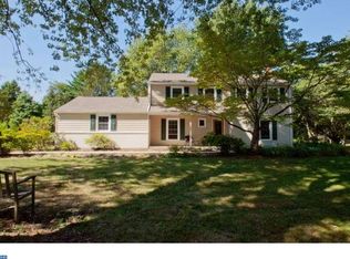 928 Linda Vista Dr, West Chester, PA 19380