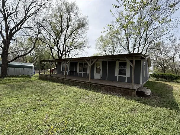 4079 County Road 3745 Rd, Independence, KS 67301