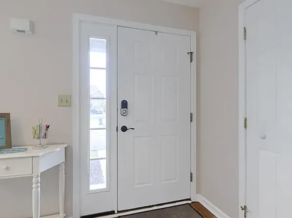 512 Northstar Dr, Harrisburg, PA 17112
