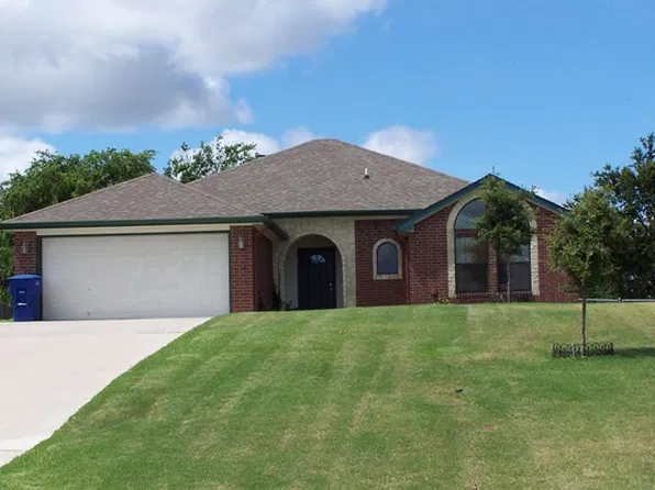 1406 High Chapparal Dr, Copperas Cove, TX 76522