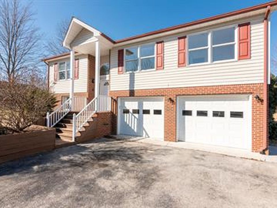 1st image of 690 Walters Dr