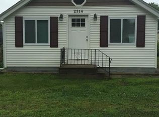 2314 Cass Lake Rd, Keego Harbor, MI 48320