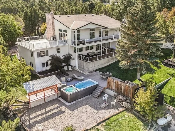 1160 Sage Dr, Pocatello, ID 83204