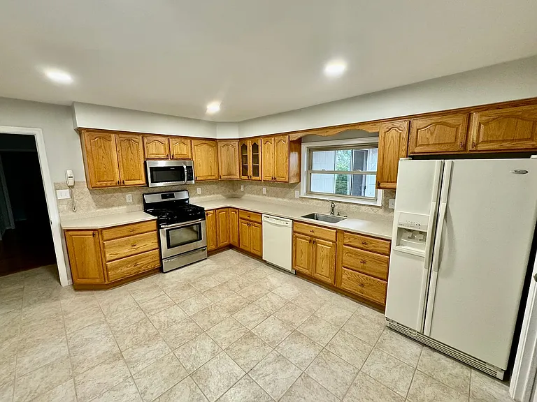 4345 Temple Ct — Photo 6