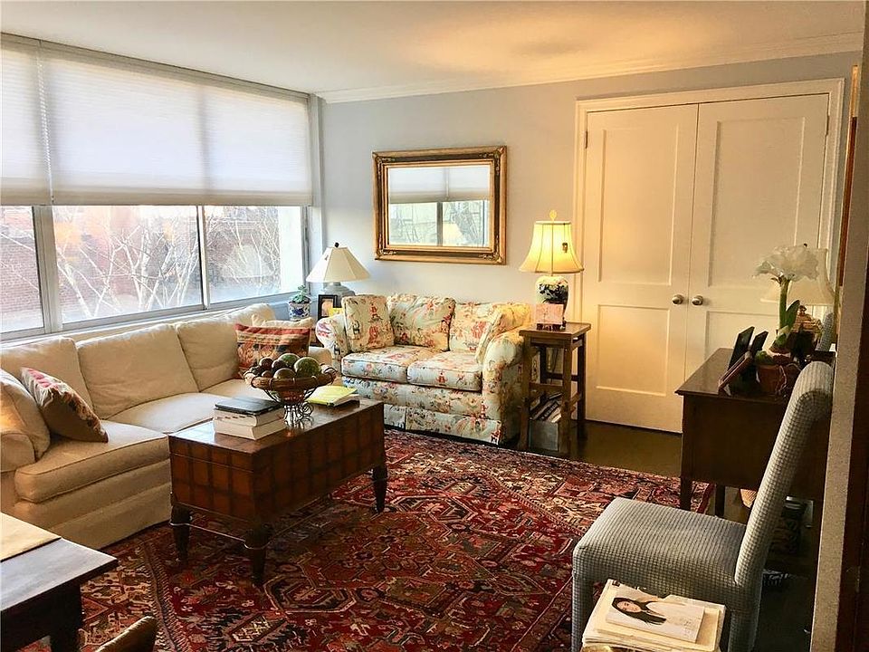 1st image of 353 E 72nd St APT 6D