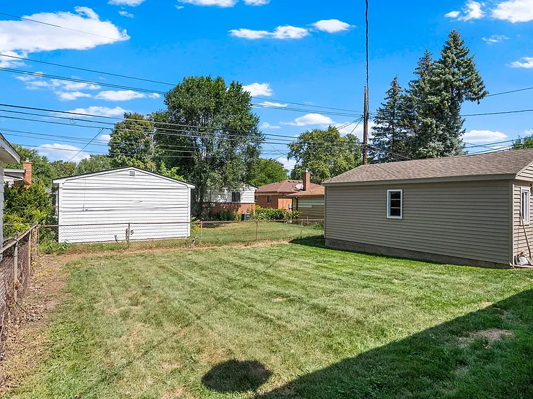 1257 Jerry Ave — Photo 26