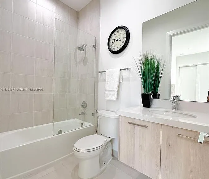8286 NW 51st Ter #8286 — Photo 17