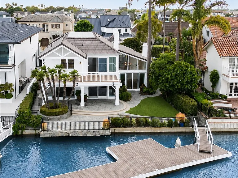 16832 Coral Cay Ln — Photo 1