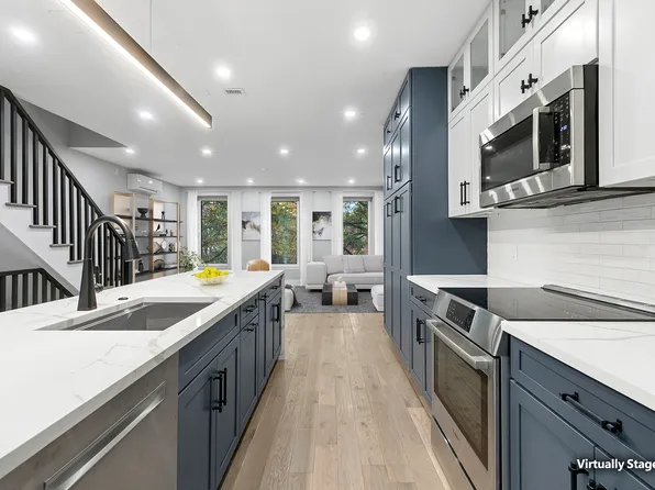 434 Throop Avenue image 2 of 15