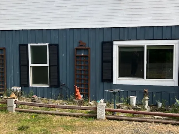 81 Teachers Aly #E, Klickitat, WA 98628