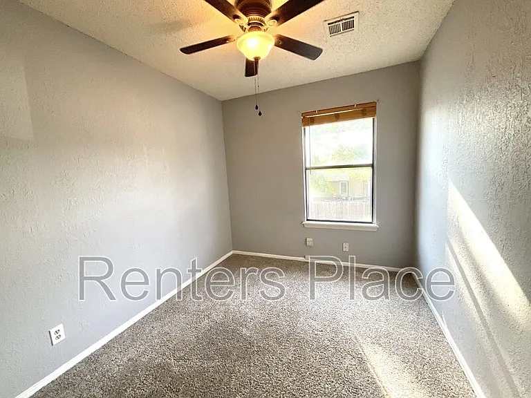1920 N Desert Palm Ave — Photo 13