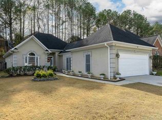 236 Paradise Lake Dr, Hoover, AL 35244