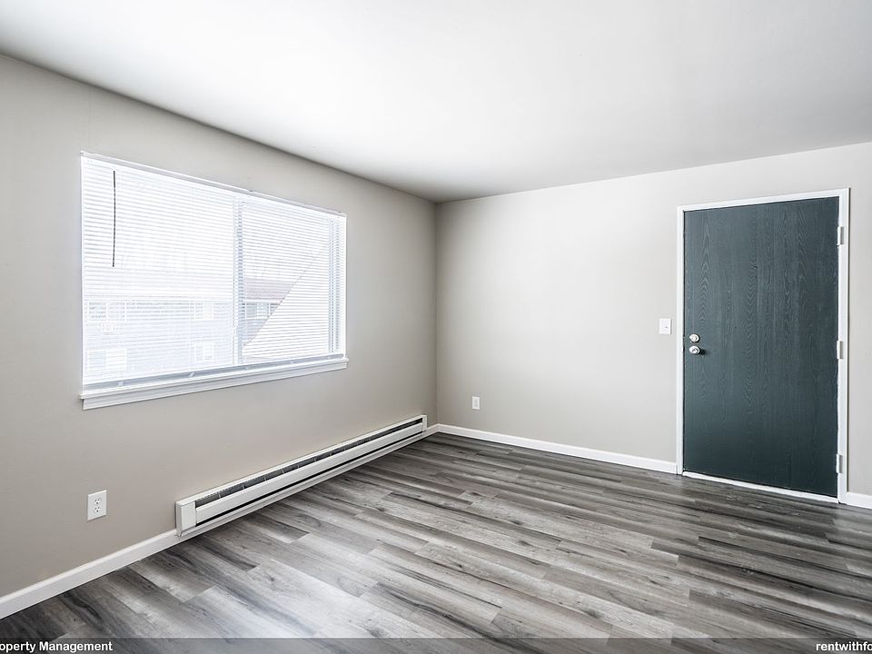 Lakeview Ridge 996 996 3rd St Menasha WI Zillow