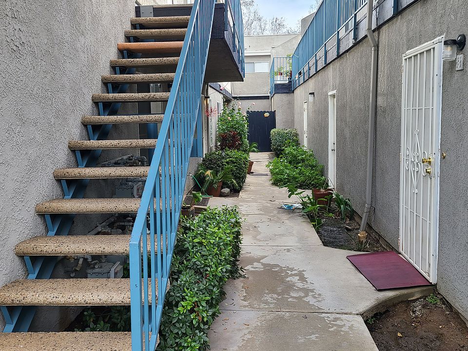 1st image of 310 Junipero Serra Dr APT 101