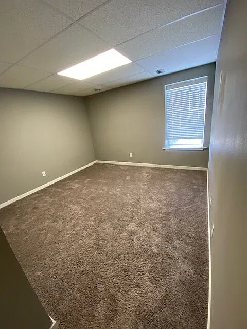 1 bed, 975 sqft, $2,116 — Photo 3