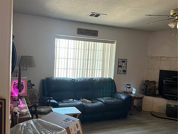5th image of 2825 Del Rosa Rd