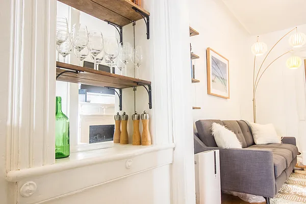 Rented by Maz Group NY | media 12